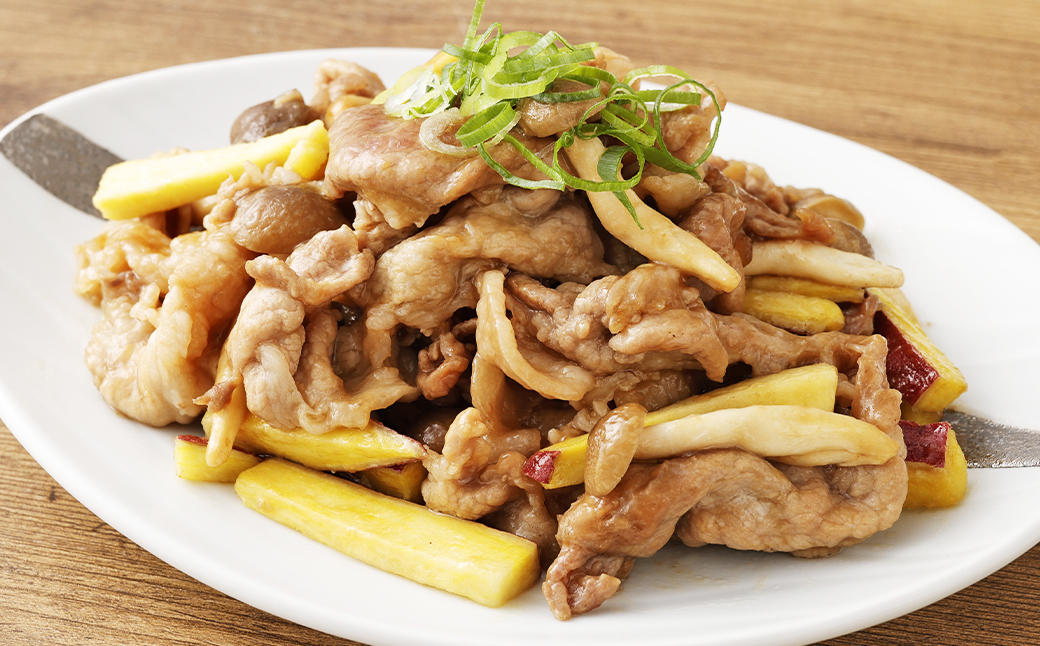 【全6回定期便】“極上・上”等級だけの上質な豚肉 「お肉博士の競り美豚」カタ 計2kg ( 500g×4) 競美豚 競り美豚 豚肉 お肉 炒め物 鍋 国産 長崎