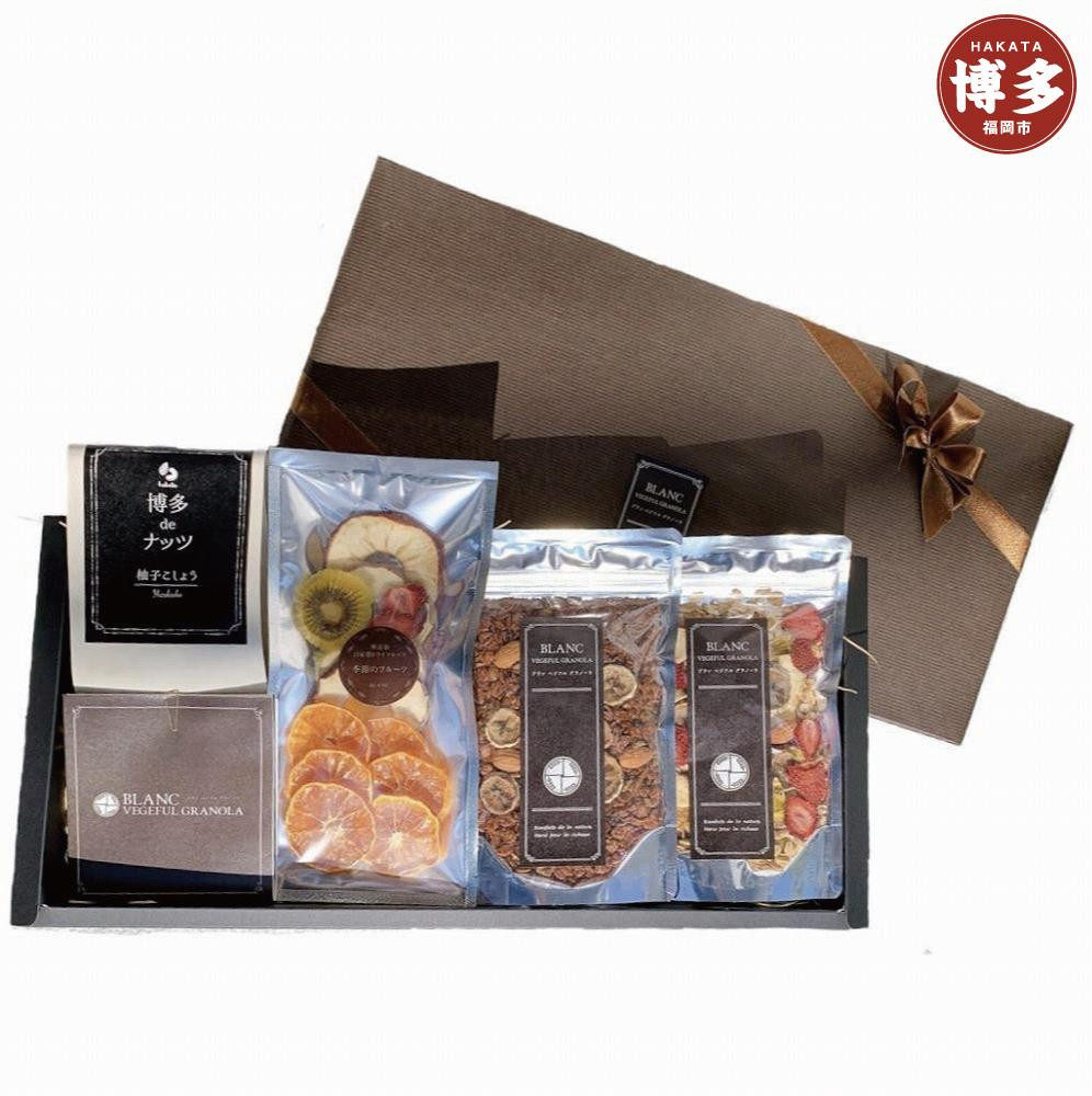 
博多あまおう使用！【オーガニックオートミールのグラノーラ　博多BLANCギフトセット】
