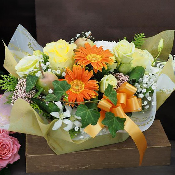 結婚記念日 アレンジメント 花 ギフト 植物 季節 生花 おまかせ アレンジ プレゼント 贈答 贈り物 祝い 母の日 インテリア 立花ガーデン 静岡県 藤枝市