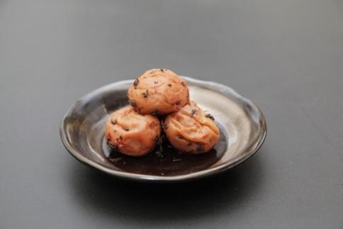 紀州南高梅 かつお梅 450g［Kn18］ 303446_CQ018