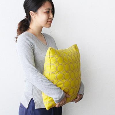 ふるさと納税 藤枝市 秋山木工の45角クッション　タンバリン　イエロー |  | 02
