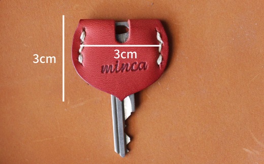 【minca】栃木レザーのキーカバー 3点セット真鍮リング付き ハンドステッチ/キーカバーハート型/キャメル,レッド,ブルー