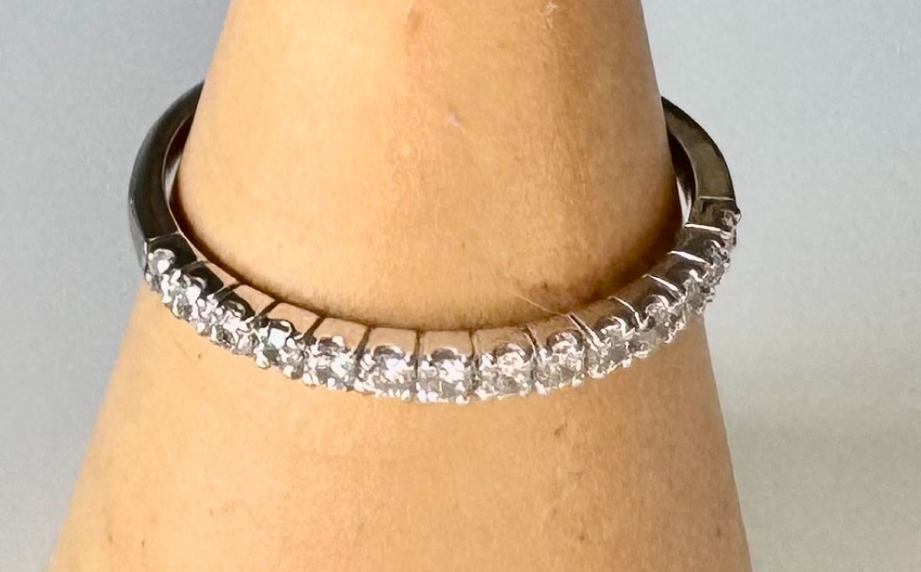 プラチナダイヤモンドリング ハーフエタニティーリング 0.20カラット 【AW-703/0014】 