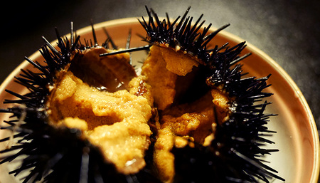 北三陸の生うには今だけ！無添加採れたて「生うに」そのままビン詰180ｇ