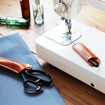 ふるさと納税 長岡京市 栃木レザーのはさみケースセット【ブルー】 裁ちばさみ  糸きりばさみ  ハサミ ケース 革 本革 |  | 02