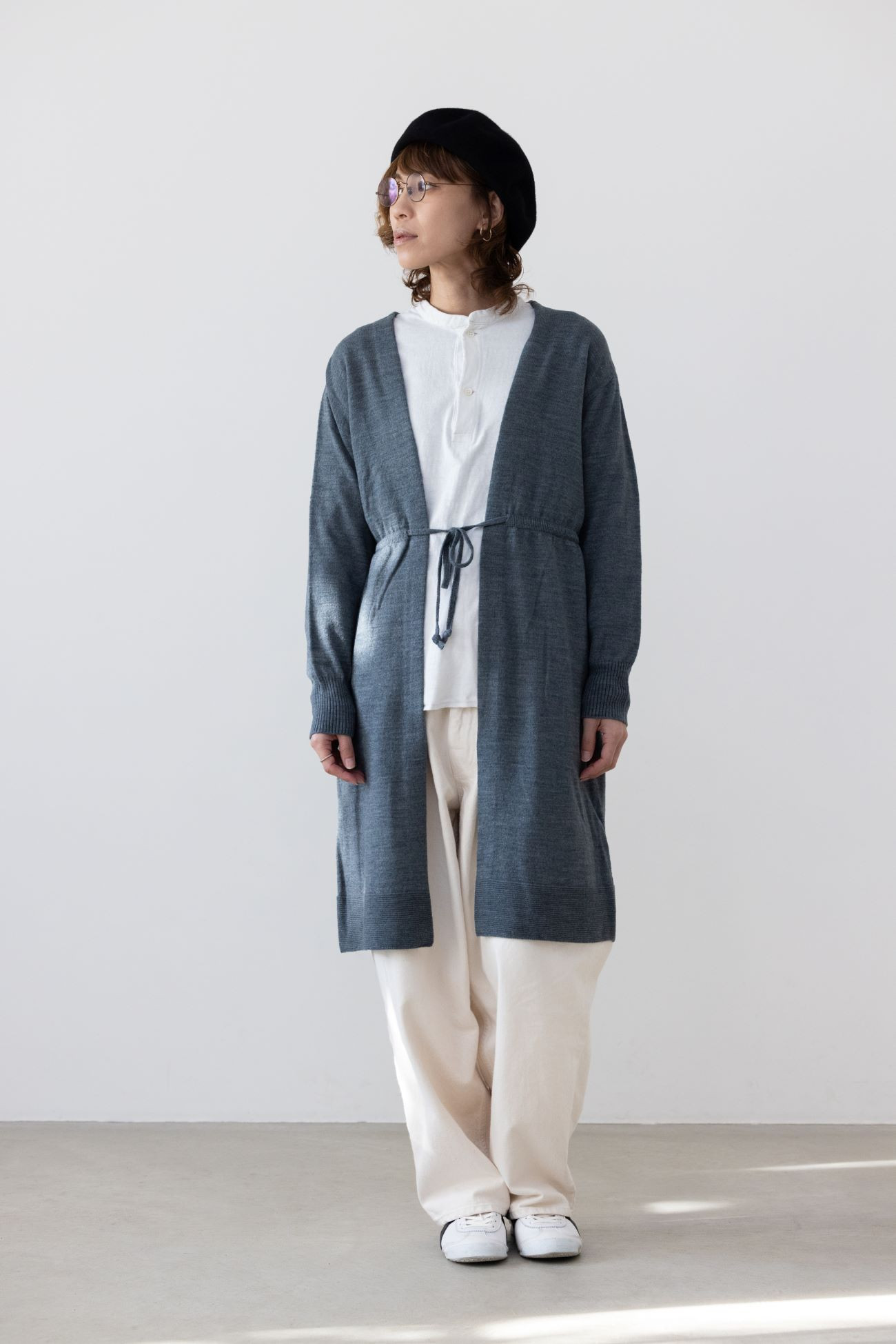 
                  ニット ウエストリボン付き 羽織ニット (グレー) サイズフリー レディース 服 ファッション おしゃれ 日本製 春 秋 冬 無地 贈り物 祝い 誕生日 卒業 プレゼント ギフト クリスマス 新潟県 見附市
                