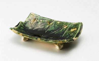 陸前高田の陶芸工房【季仙窯】織部足付長皿