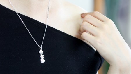 newトリプル桜ペンダント ペンダント アクセサリー ジュエリー ジュエリーマーノ SV925 桜川市 [AH018sa]