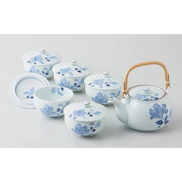 【AB1058】【波佐見焼】　土瓶急須と蓋付き来客お湯呑 辻が花 【西海陶器】１ １１557