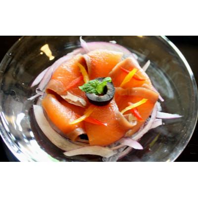 ふるさと納税 斜里町 北海道 知床産 サーモンスライス(香草〆) 70g×6パック　化学調味料不使用 |  | 02