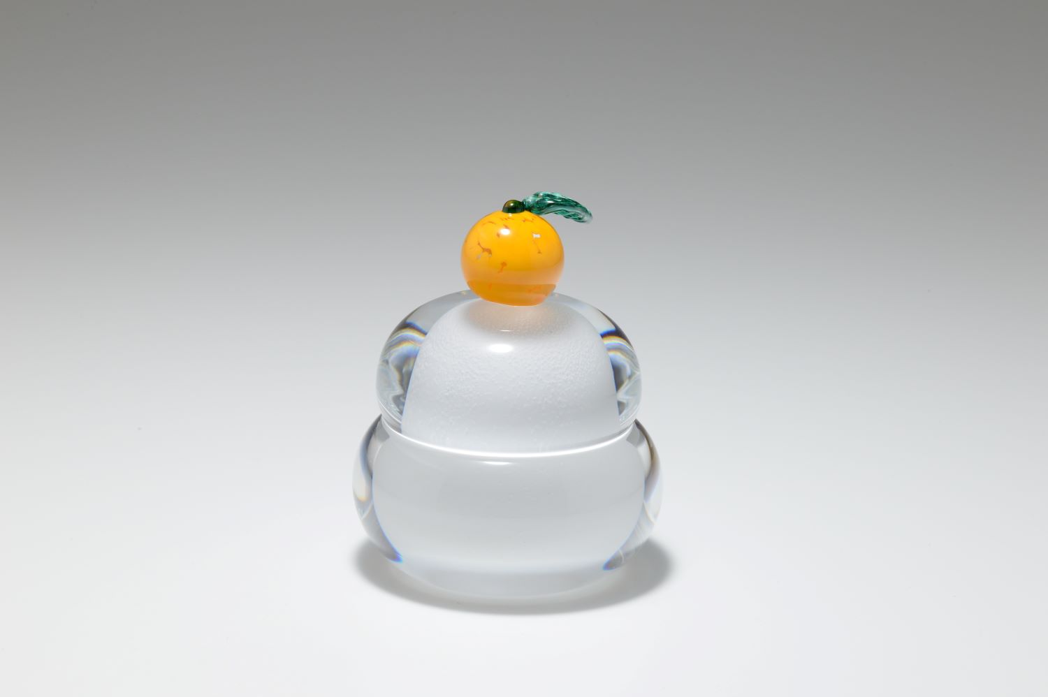 【ふるさと納税】 鏡餅 （ 白 ） 1個 川原有造作 | 工芸品 鏡餅 オブジェ ガラス 硝子 硝子細工 インテリア 雑貨 手作り 工房 兵庫県 上郡町