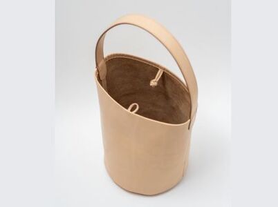 革製品に独特の個性と高級感を与える【生成】Bag002（バケツ型バッグ）