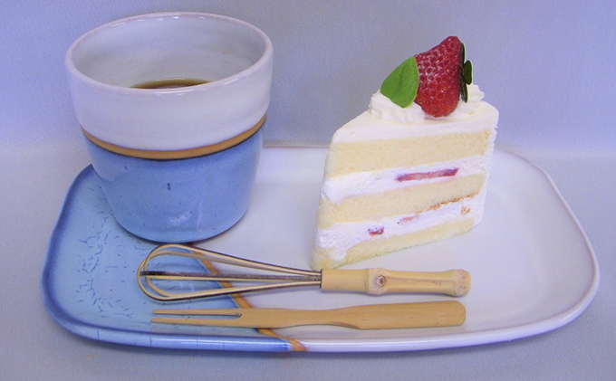 
                  萩焼 カップ＆プレート皿セット(藍)
                