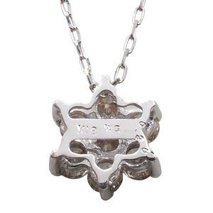 K18WG　フラワーモチーフダイヤモンドペンダントHTOP-0013