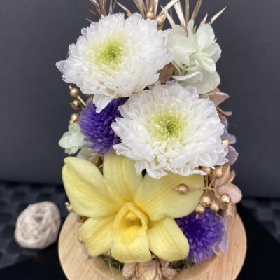 ふるさと納税 春日部市 シュガーパインのプリザーブドフラワーアレンジ【清華(きよばな)/うす茶】春日部市 |  | 01