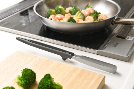 LES3218 ワンクリック菜箸