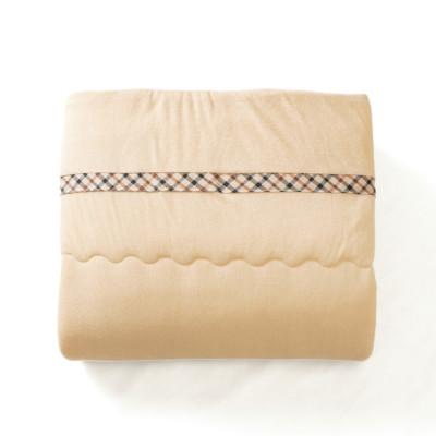 ふるさと納税 泉大津市 【日本一の毛布の町】DAKS House check ふんわりパイルのキルトケット　 シングル |  | 01