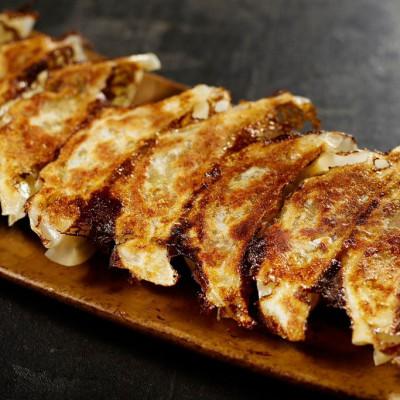ふるさと納税 富田林市 喜神菜館名物　水晶焼き餃子　96個入り(12個入×8袋)《冷凍》 |  | 01
