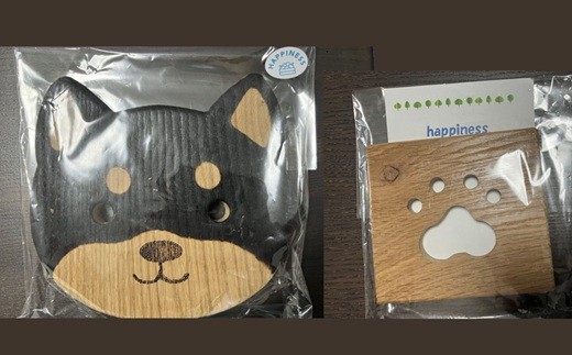 
                  【セット】木製コースターと鍋敷き　 「ワンコ」（鍋敷き1枚、コースター2枚）
                
