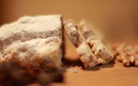 パン･アトリエ クレッセントのクリスマス菓子「シュトレン」 | 茨城県 龍ケ崎市 パン 菓子 スイーツ 焼き菓子 ドイツ 伝統菓子 おやつ ケーキ シュトーレン シュトレン ドライフルーツ クリスマス