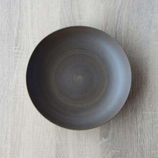 有田焼 Koselig-arita multi plate ダークブラウン 【山忠】 器 うつわ 食器 皿 丸皿 北欧 シンプル モダン ワンプレート マルチプレート パスタ皿 カレー皿 軽量 A12