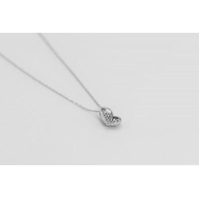 ふるさと納税 韮崎市 Pt900 メレーダイヤ27個 0.15ct ハート型 ペンダントネックレス Islauth7 |  | 02