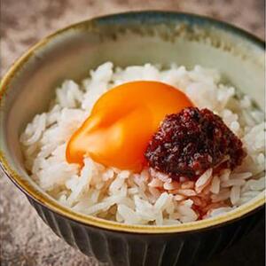 ＜無添加・プレミアム食べるラー油＞ LA-YU×2瓶　贈答・ギフト　淡路島の極味玉ねぎ100%使用