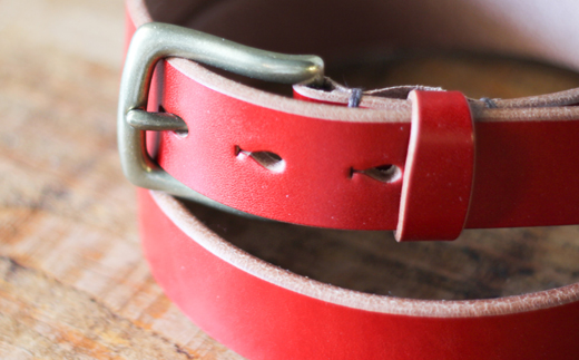 【minca】幅30mmベルト/38インチ  栃木レザーの希少な「ハーネスレザー」使用の贅沢な1枚革のレザーベルト/レッド/HL-B01/RED/minca　592