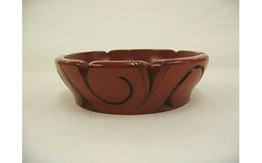 
鎌倉彫博古堂　鉢　「唐草」
