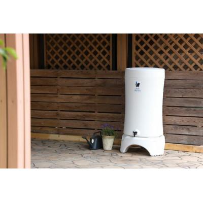ふるさと納税 高浜町 雨水タンク(雨水タンクが雨どいの右側) |  | 01
