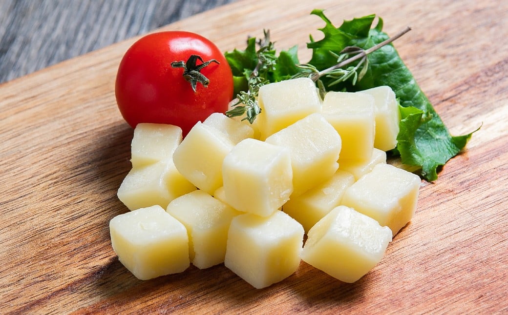 「よつ葉」北海道十勝 おつまみチーズ 2種（各2個セット）【B151】