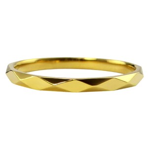 K18YG　ひし形カットリング 2mm幅 J-452