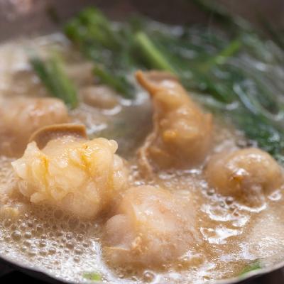 ふるさと納税 新ひだか町 北海道産 黒毛和牛 こぶ黒 ぷるぷるホルモン 500g |  | 02