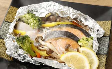 銀鮭カット 切り身 約1.2kg 定塩 バラ冷凍 形不揃いのため訳あり 銀鮭 鮭 塩鮭 サケ シャケ サーモン 切身 魚 冷凍 骨無し 皮付き 焼き鮭 焼き魚 おかず 家庭用 熊本市