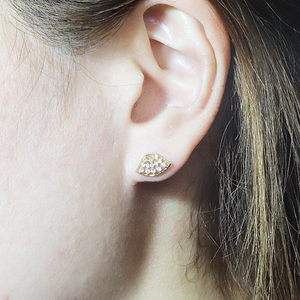 K18扇形ダイヤモンドピアス　0.20ct