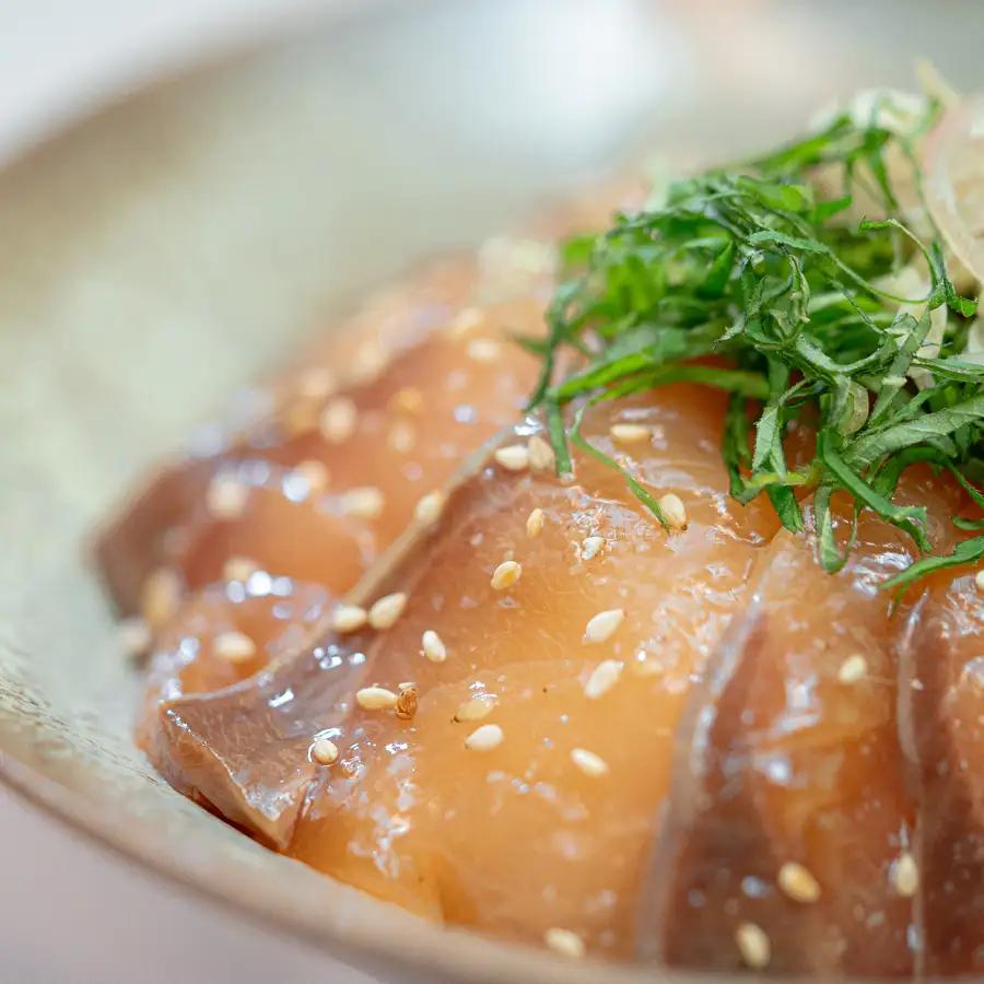 朝〆ぶり ごまだれ漬け丼用 100g×5袋 養殖 ブリ 鰤 小分け 冷凍 簡単調理 人気 海鮮丼