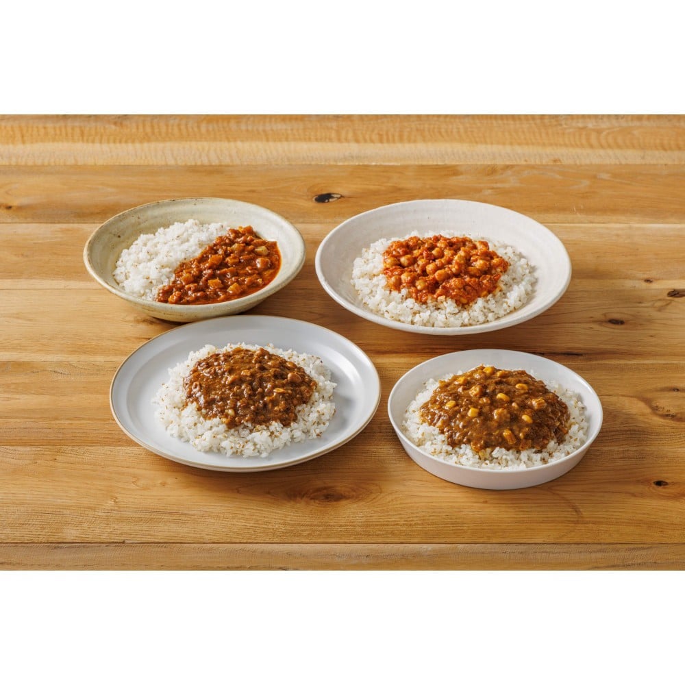 
            スープストックトーキョー　レトルトカレー4個詰合せ
          