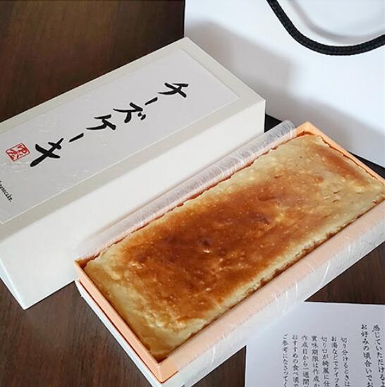 【 ふるさと納税 】 チーズケーキ 濃厚 贈答 食べログ 日本料理 百名店 ベイクド チーズ ケーキ 美味しい ふるさと スイーツ 人気 デザート お菓子 焼き菓子 ギフト ちーずけーき 冷蔵 お取り寄せ グルメ ビブグルマン 選定店 湘南 片瀬 日本料理店 ゆうがた 神奈川 藤沢