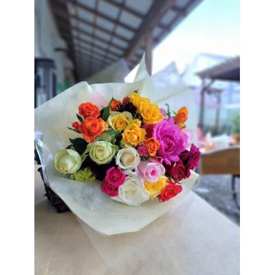 ふるさと納税 杵築市 『天使のバラ』薔薇だけのミニ丈ブーケ(色MIX)Lサイズ |  | 02