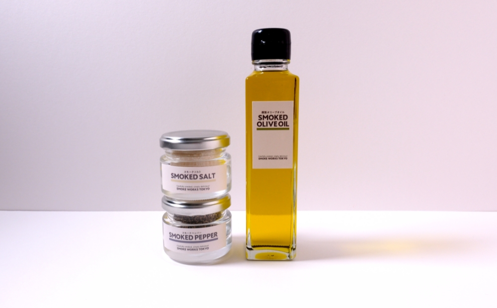 【自家製】燻製調味料3点セット（燻製オリーブオイル・燻製ソルト・燻製ペッパー）燻製 スモーク オイル 塩 胡椒 調味料 料理 グルメ ギフト 贈答 贈り物