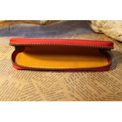 ふるさと納税 栗東市 馬九(うまく)いくラウンドファスナーペンケース(レッド) |  | 03