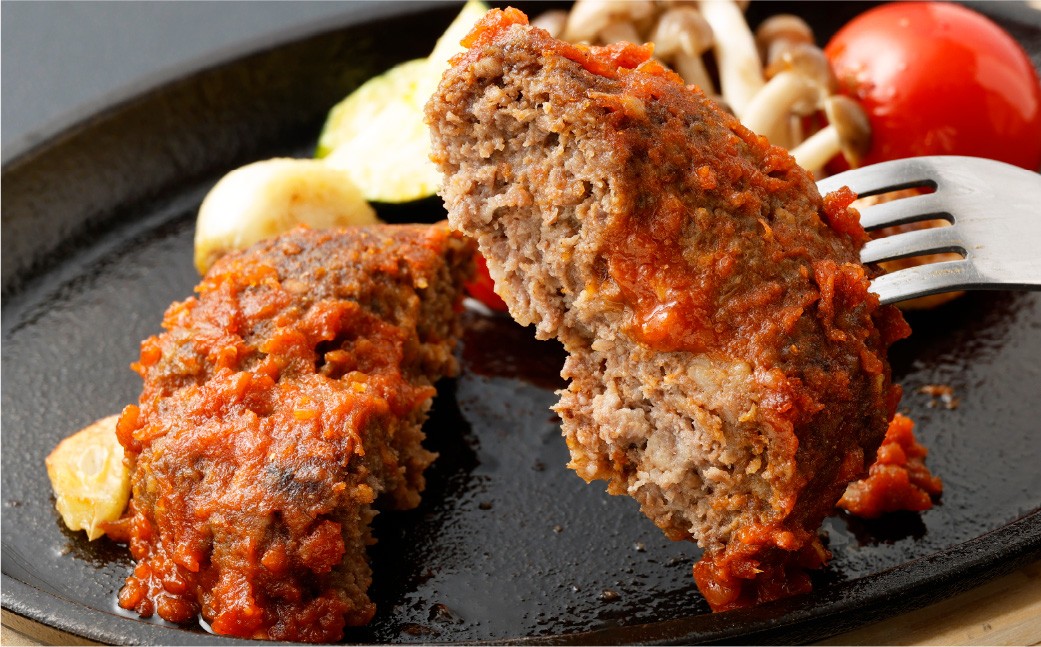 国産合挽手ごねハンバーグガーリックトマトソース