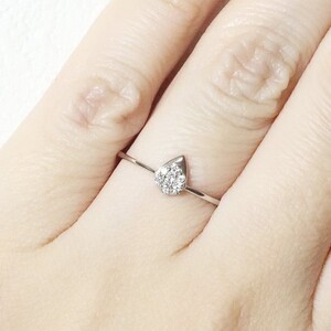 プラチナ　しずく　ダイヤモンドリング　0.08ct　BQ-78