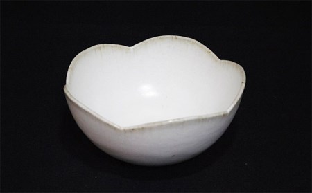 【青龍窯】残雪釉輪花鉢 FZ26-865