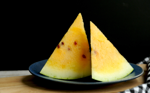 《2026年分受付中》【定期便2回】スイカ2種(夏のほほえみ・夏の女神)食べ比べ【01147】