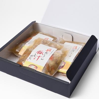 ふるさと納税 茨木市 《約6人前》藤熊　8品目が入った具だくさんの豚汁　3袋　 |  | 03