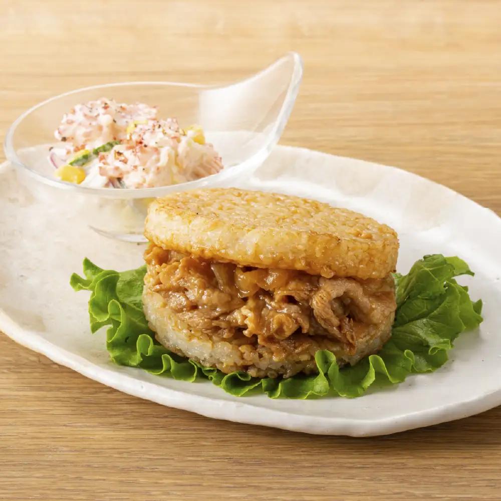 【 松屋フーズ 】 豚生姜焼きバーガー 20個入 2,400g （ 1個 120g ） 生姜焼き 豚生姜焼 バーガー ライスバーガー お肉 肉 ニク にく 豚肉 豚 おかず 軽食 食事 夜食 昼食 夕食 冷凍 電子レンジ