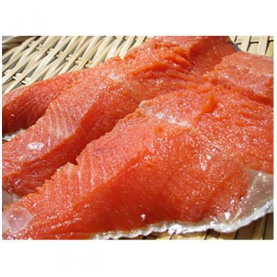 ふるさと納税 羅臼町 北海道羅臼町　一汐鮭 切り身パック約450g(5〜6切れ)×1 |  | 01