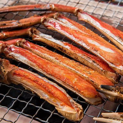 ふるさと納税 岸和田市 【2025年12月6日より順次発送】生ズワイガニ 2kg(ハーフポーション『カット済み』)『16』 |  | 03