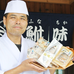 竜王町ふるさと湖魚セット（鰻かば焼2本セット＋鮒ずし食べ比べ）